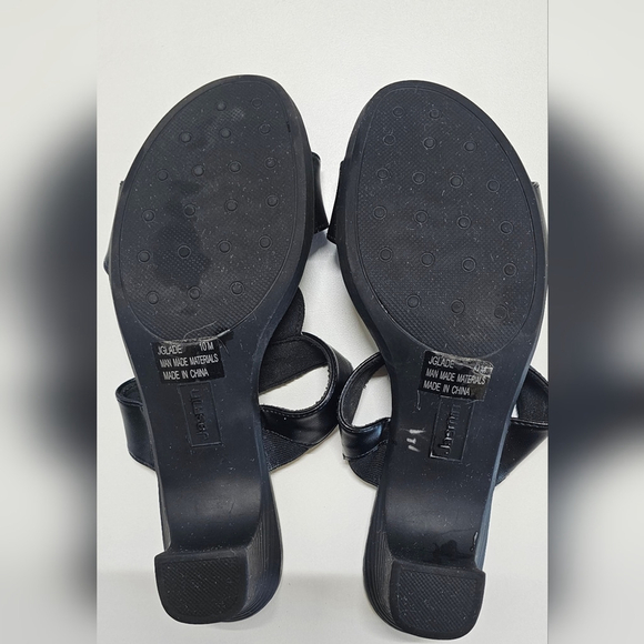 Jasmin Black Sandals with Gold Details Size 10; 2.5 In Heel - Picture 5 of 5